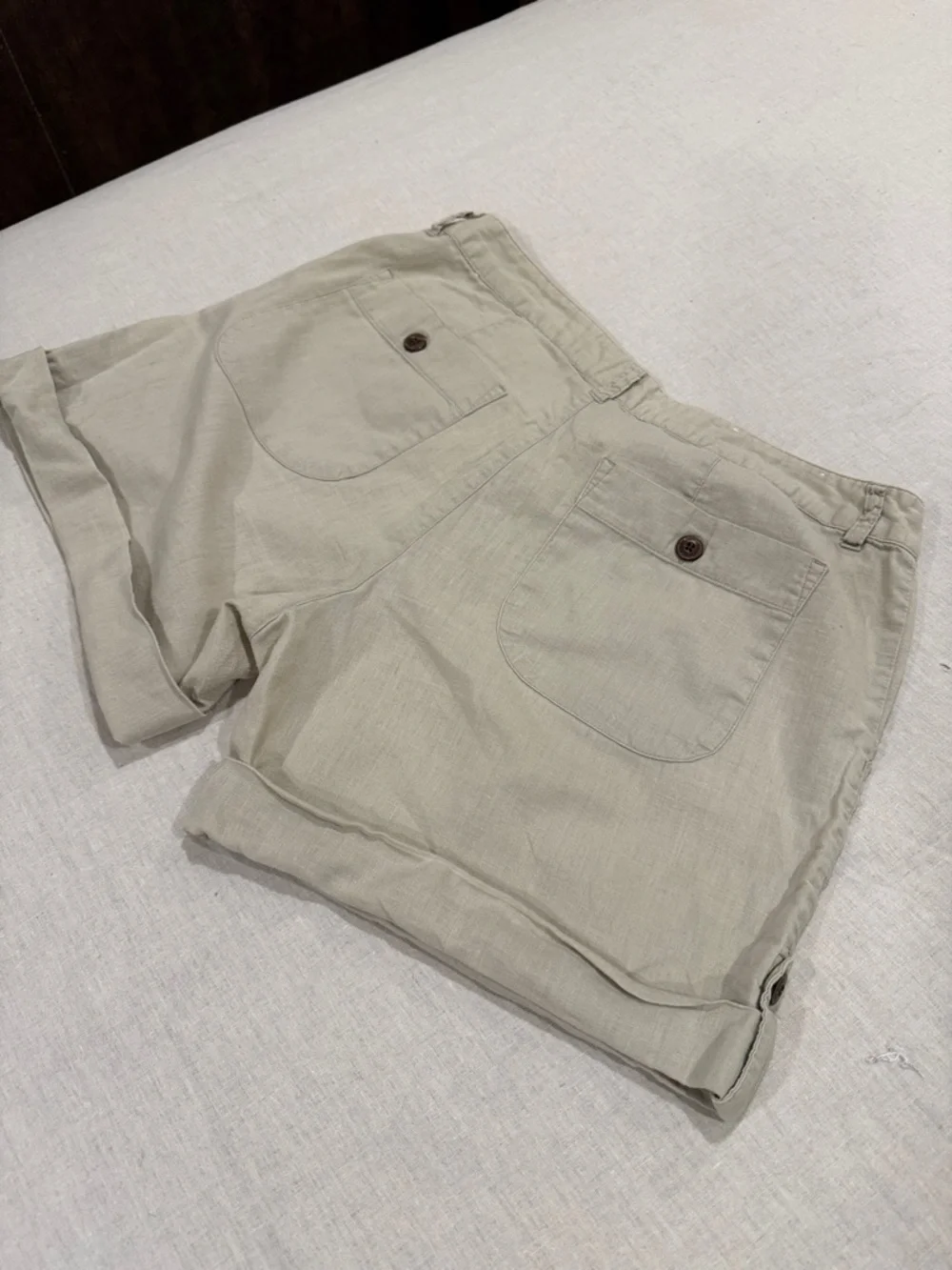 Patagonia Hemp Organic Cotton Shorts Womens 10 Beige Roll Cuff Casual Outdoor